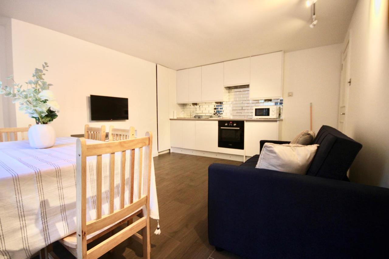 Appartement Superb Flat Near Victoria Station à Londres Extérieur photo